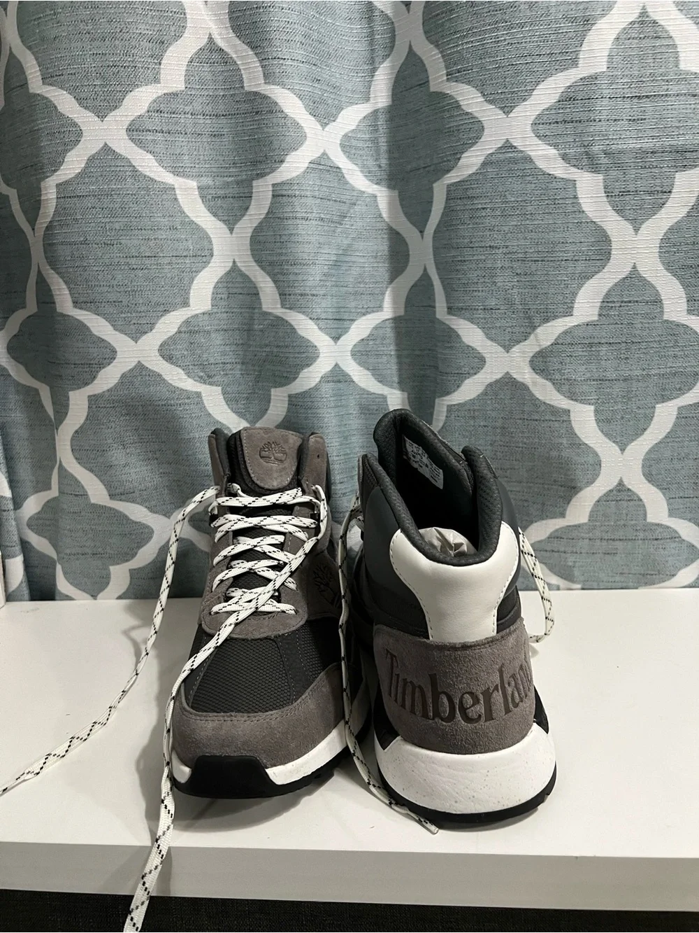 Timberland Men’s Gray and White High-Top Sneakers